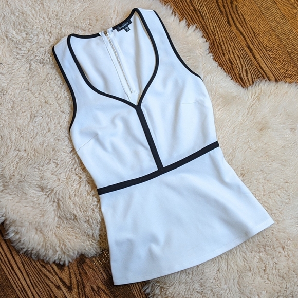 Professional White Tank Top - Picture 1 of 2